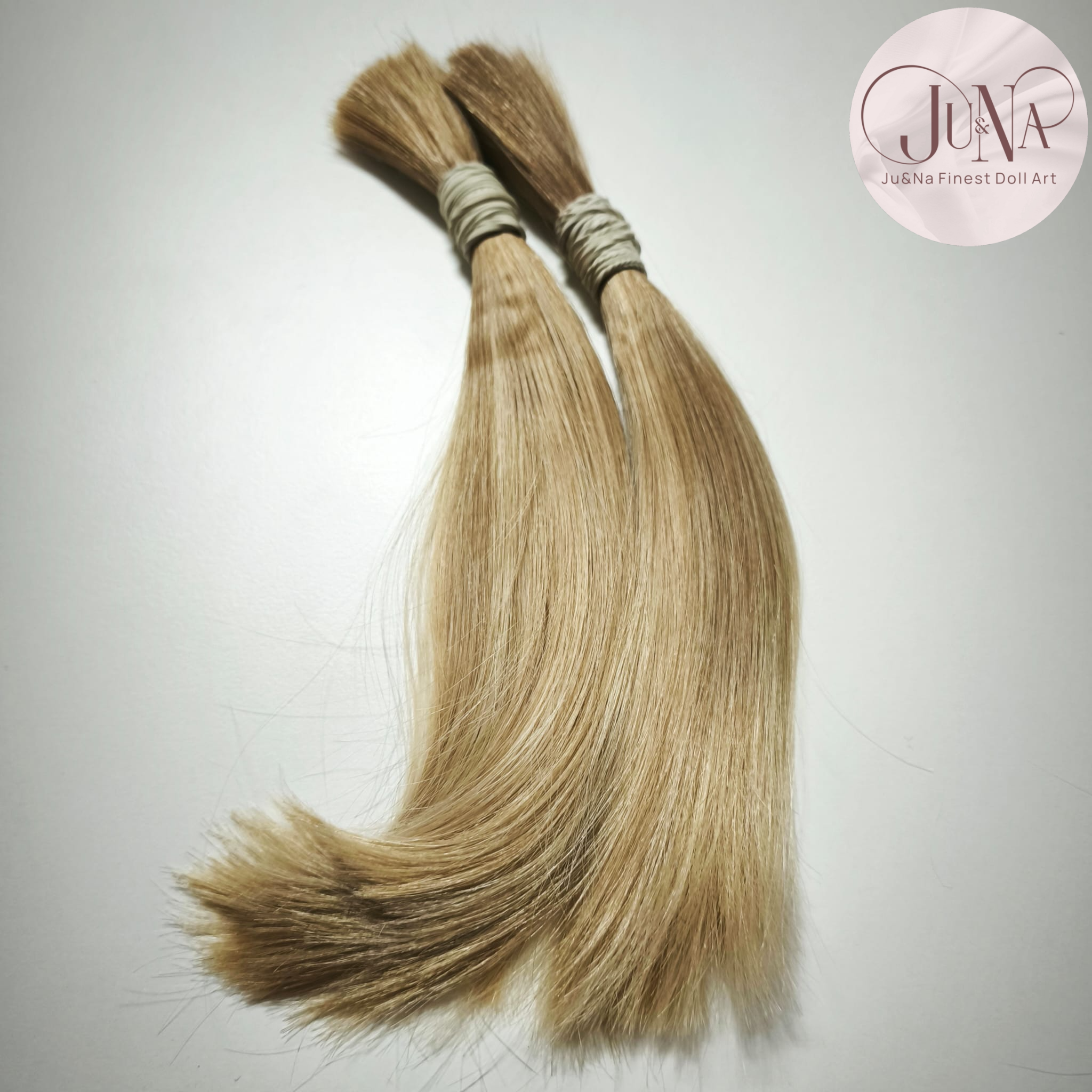 Human Hair Blonde 21cm 35g
