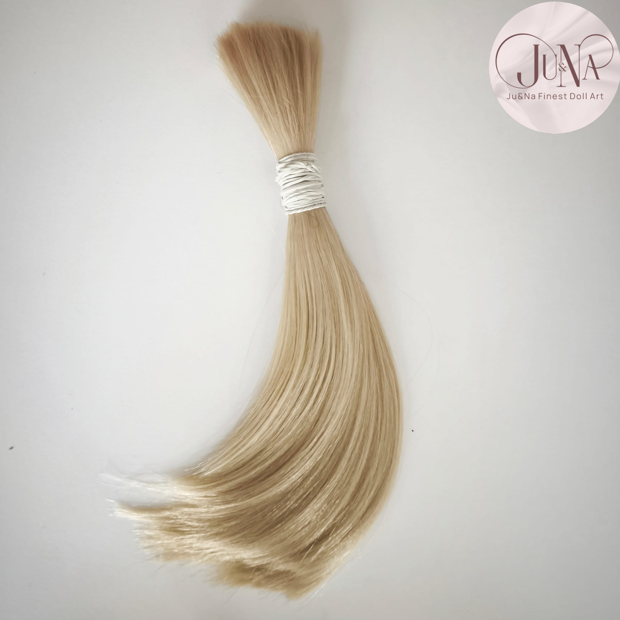 Human Hair Light Blonde 21cm 25g